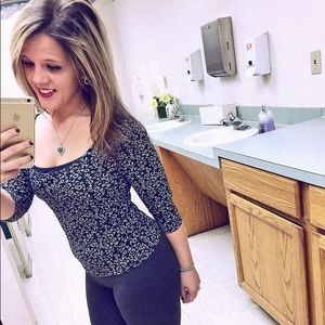 Meet your Posher, Paige