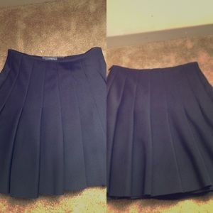 Astr Black Pleated Skirt
