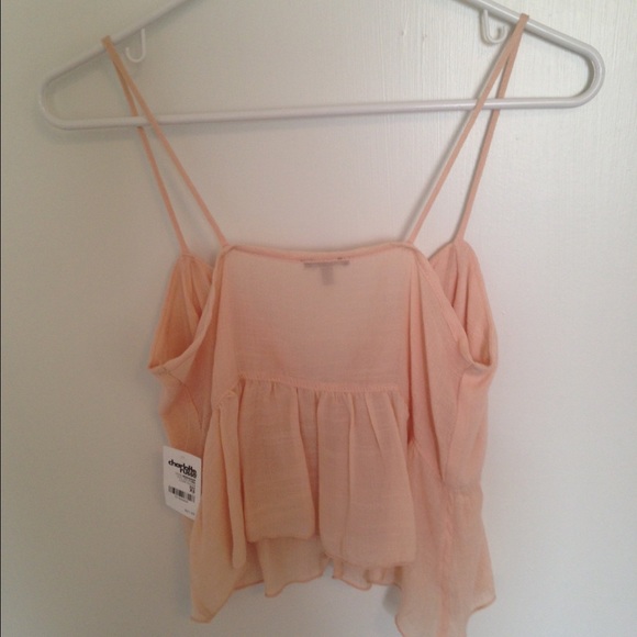 ❌sold❌NWT 🍑 peach crop top - Picture 2 of 3