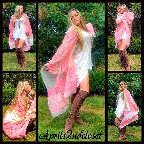 Boutique Tops - Boho Cape Wrap Scarf