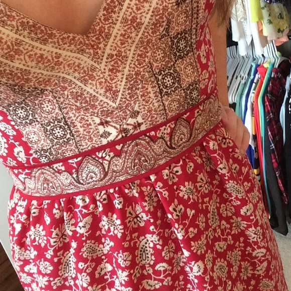 *SOLD* Red Patterned Maxi - Picture 4 of 4