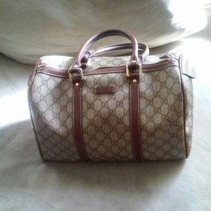 Trade w/beatrisegarcia Authentic Gucci bag