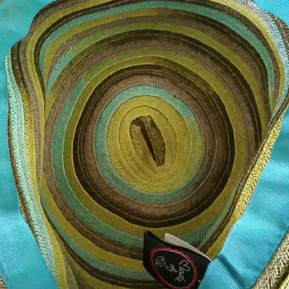 Made Of Me Hat - Picture 2 of 4