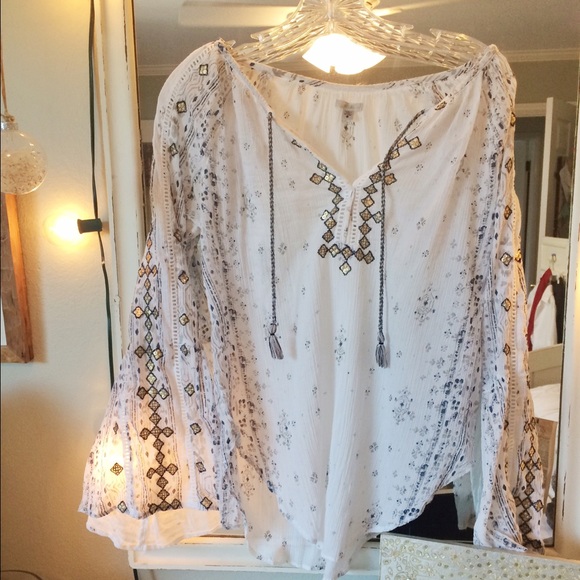 Urban Outfitters Tops - Ecote Boho white top from urban outfitters