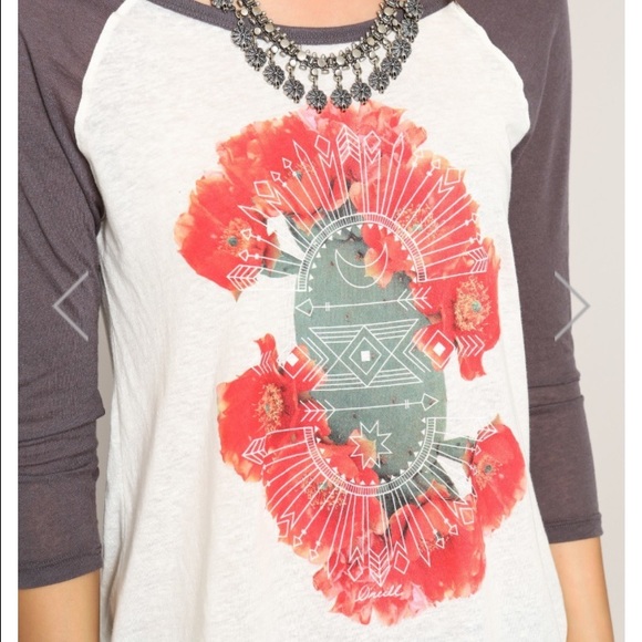 Oneill Cactus Flower Raglan Tee NWT - Picture 3 of 4