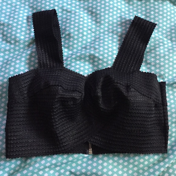 🚫sold on mercari🚫Black Top/ Bralette