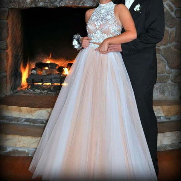 Sherri hill prom dress