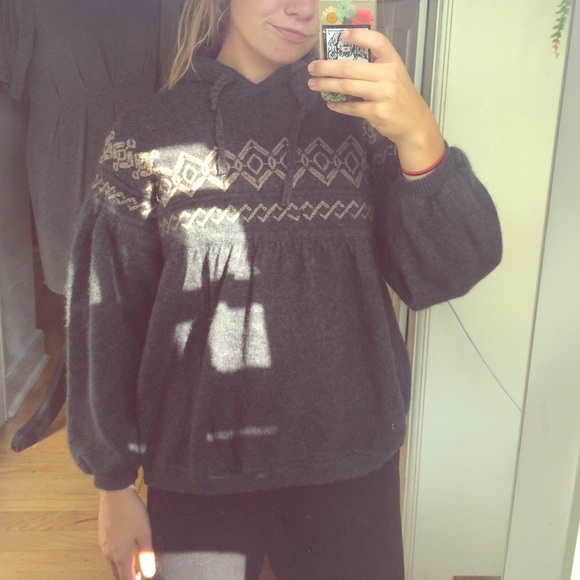 Free People Sweaters - Beautiful, warm hooded sweater