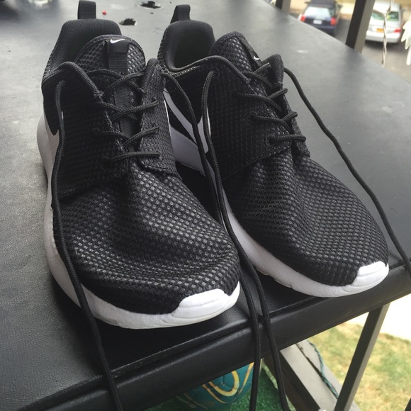 Customized Nike Roshes