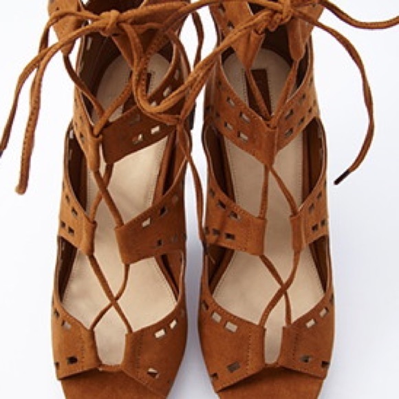 ๐SALE๐ New F21 Lace Up Cut Out Pumps - Picture 2 of 4