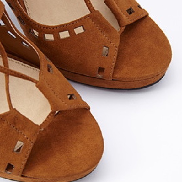 ๐SALE๐ New F21 Lace Up Cut Out Pumps - Picture 3 of 4