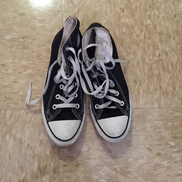 Black high top converse