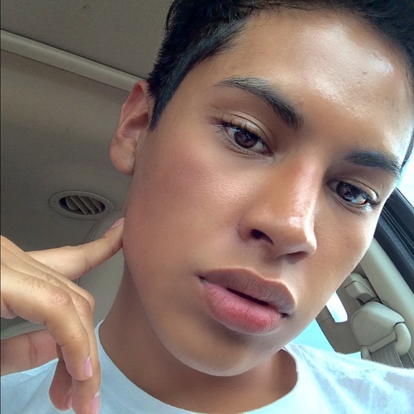 Meet your Posher, Rafael - Picture 1 of 1