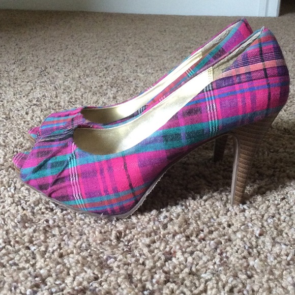 Candies plaid peep toe heels❤️