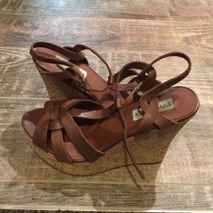 Steve Madden Leather wedge sandals, size 7