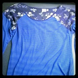 Mudd long sleeve top