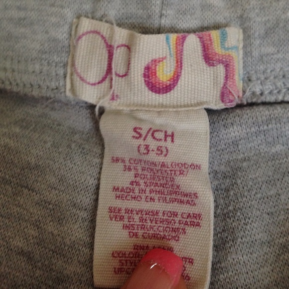 Shorts - Picture 2 of 3