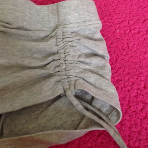 Shorts - Picture 3 of 3