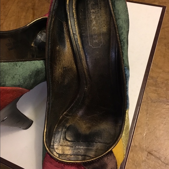 Coach Heels - Picture 4 of 4