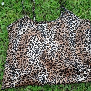 Leopard tank crop top