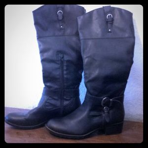 *REDUCED* Brand New Black Boots