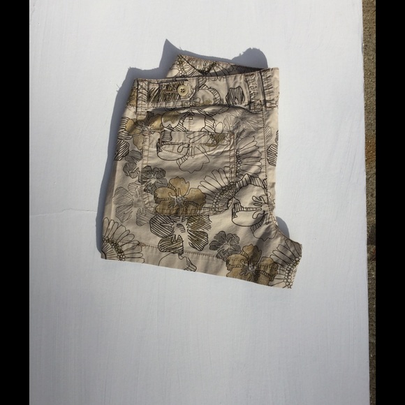 Arizona Jean Company Shorts - Picture 2 of 2