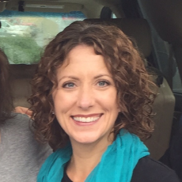 Meet your Posher, Lori - Picture 1 of 1
