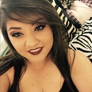 Meet your Posher, Gabrelle