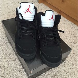 AIR JORDAN RETRO 5