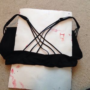 32b strappy bombshell push up bra