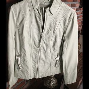 NWT Faux Leather jacket.. Feels soft!!
