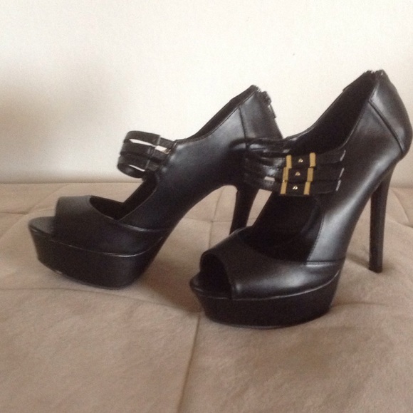 Black platforms
