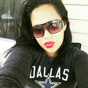 Meet your Posher, Natalie