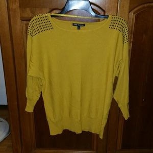 MUSTARD SWEATER