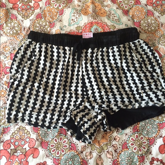 Checkered shorts