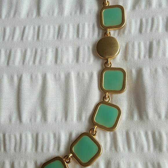 Mint and Gold Necklace - Picture 3 of 3