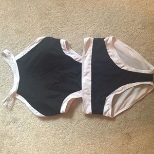 black and white one piece swimsuit
