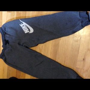 Nike jogger sweatpants