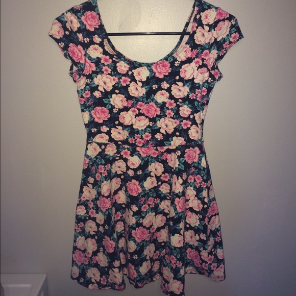 Charlotte Russe Floral Dress A-Line - Picture 1 of 2