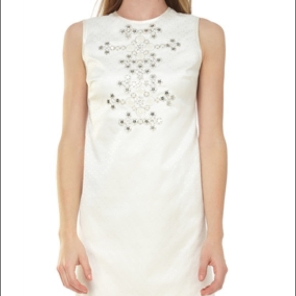 White brocade sleeveless shift dress