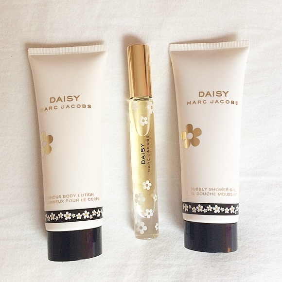 Marc Jacobs Daisy Bundle