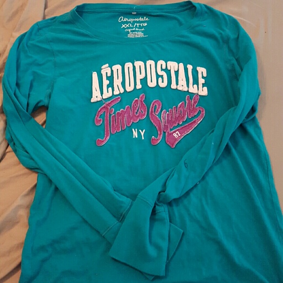 Long sleeve aero top