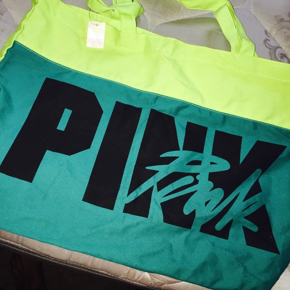 Cute tote - Picture 1 of 3