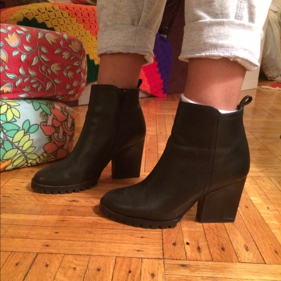 Leather boots - Picture 4 of 4