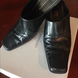Liz Claiborne Black Kindra Mules