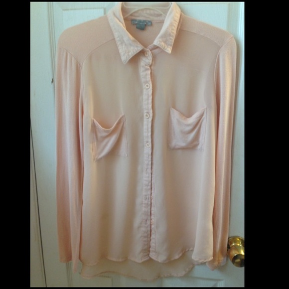 Sheer peach top