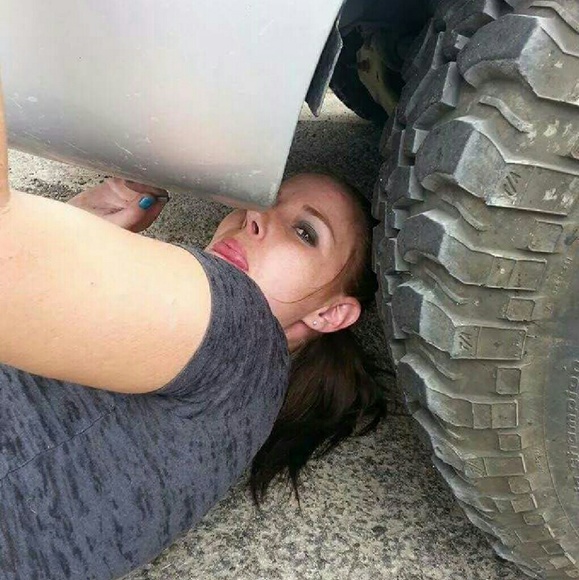 Meet your Posher, Brandy - Picture 2 of 4