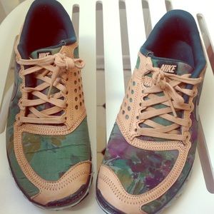 Nike Free 5.0 athletic shoes in green floral print