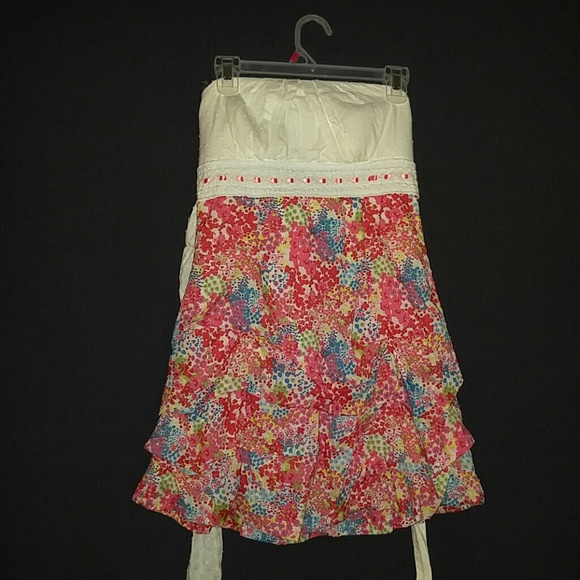 Dress - Picture 2 of 3
