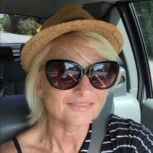 Meet your Posher, Terri